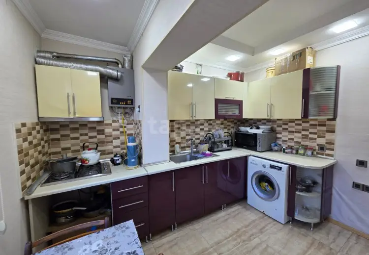 3 otaqlı mənzil , Bakı