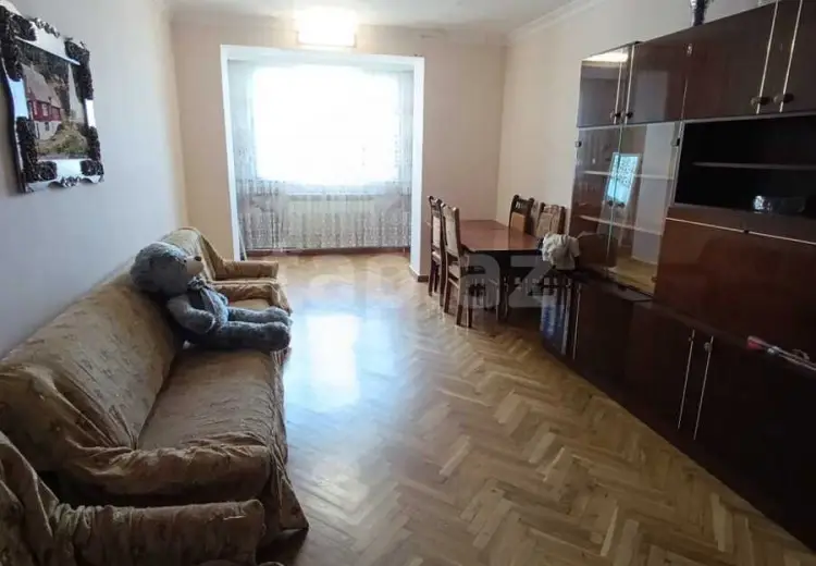 3 otaqlı mənzil , Bakı