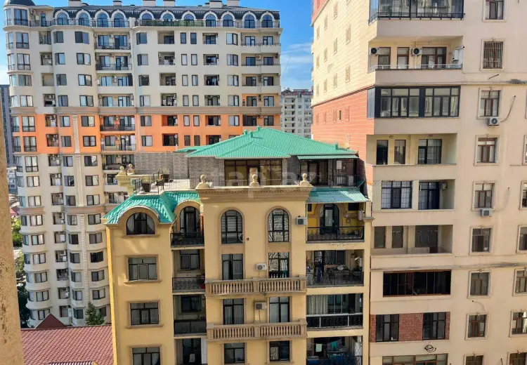 3 otaqlı mənzil , Bakı