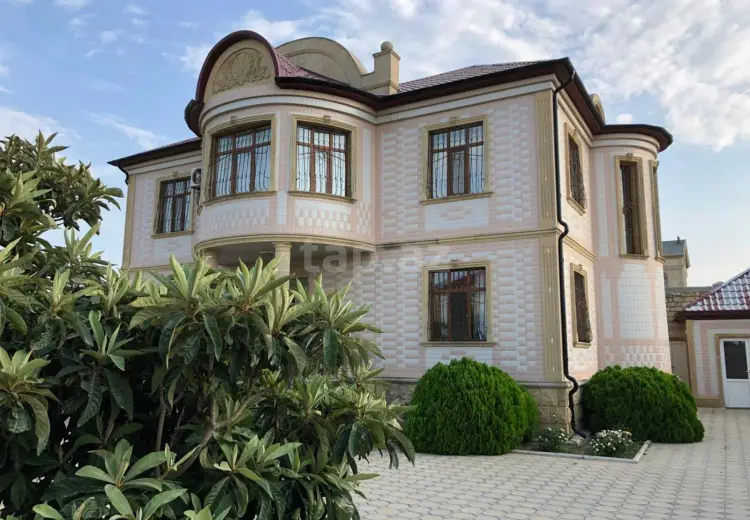 3 otaqlı mənzil , Bakı