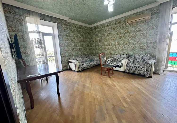 3 otaqlı mənzil , Bakı