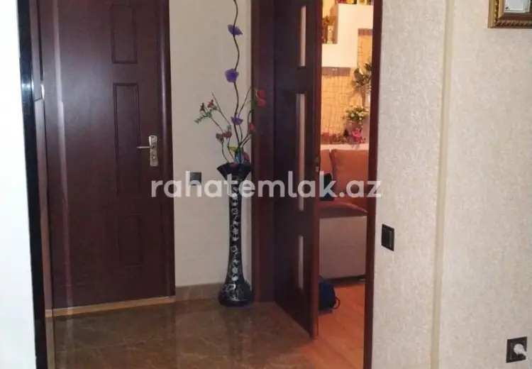 3 otaqlı mənzil Satılır, Bakı