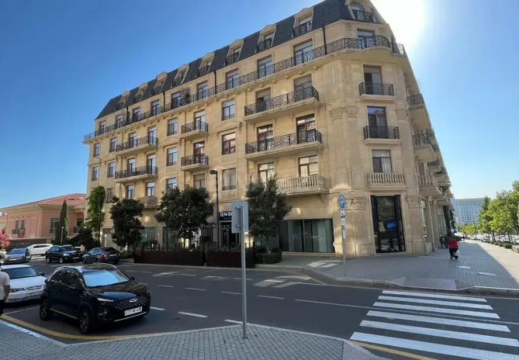 271 m² Obyekt / Ofis Satılır, Ağ şəhər, Xətai, Bakı