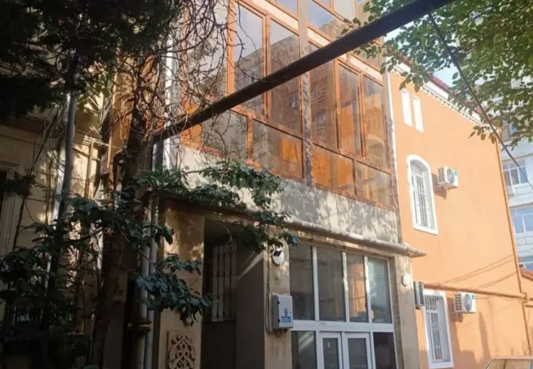 250 m² Obyekt / Ofis Kirayə (aylıq), Nərimanov, Bakı