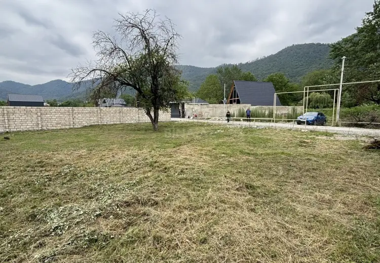5 sot Torpaq Satılır, Qəbələ