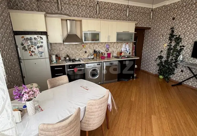 3 otaqlı mənzil , Bakı