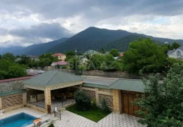 290 m² Obyekt / Ofis Satılır, Qəbələ