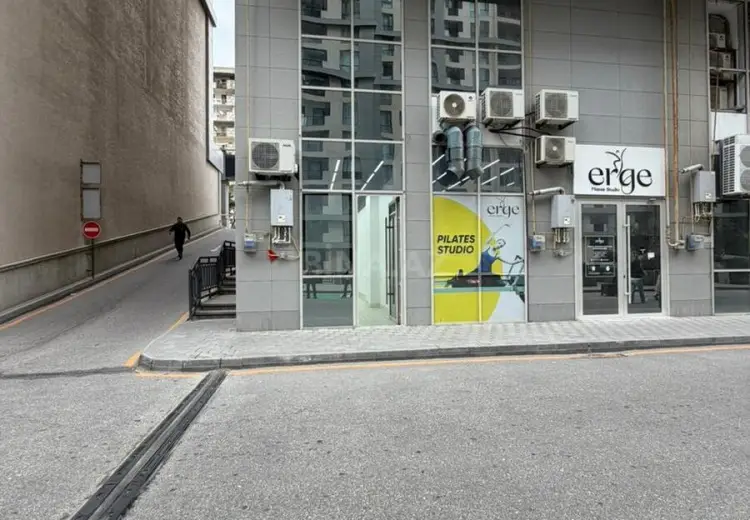 67 m² Obyekt / Ofis Satılır, Xətai, Bakı