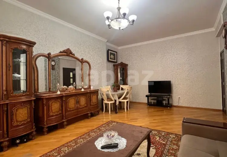 3 otaqlı mənzil , Bakı