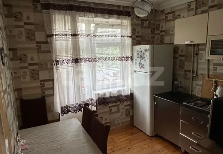3 otaqlı mənzil , Gəncə