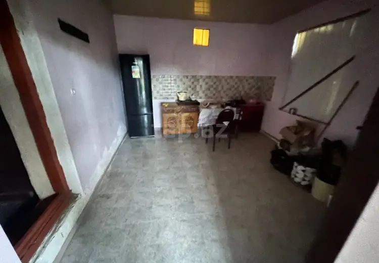 3 otaqlı mənzil , Şəki