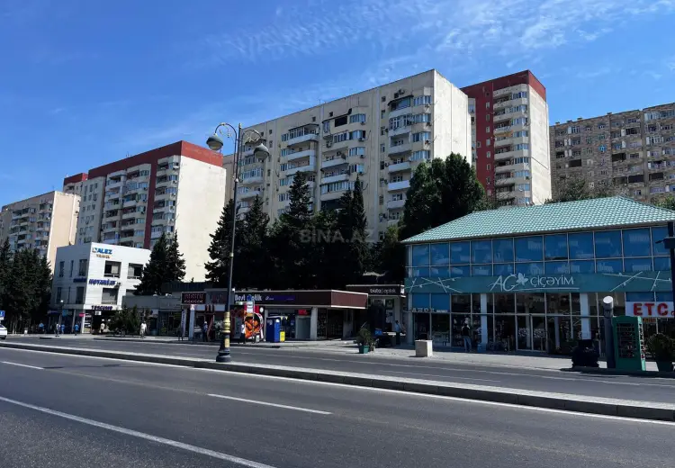 15 m² Obyekt / Ofis Satılır, Laçın