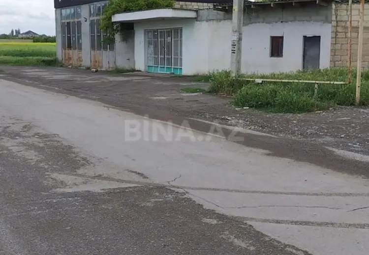 500 m² Obyekt / Ofis Satılır, Bərdə