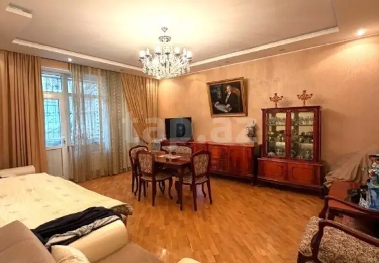 3 otaqlı mənzil , Bakı