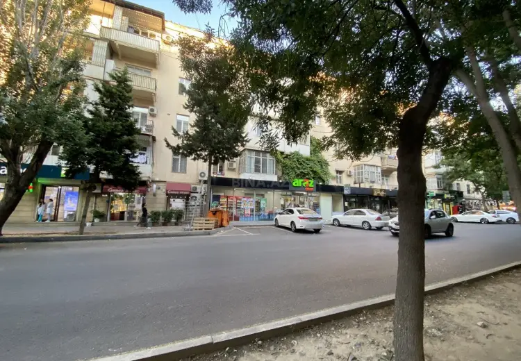 70 m² Obyekt / Ofis Satılır, Yasamal, Bakı