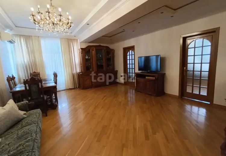 3 otaqlı mənzil , Bakı
