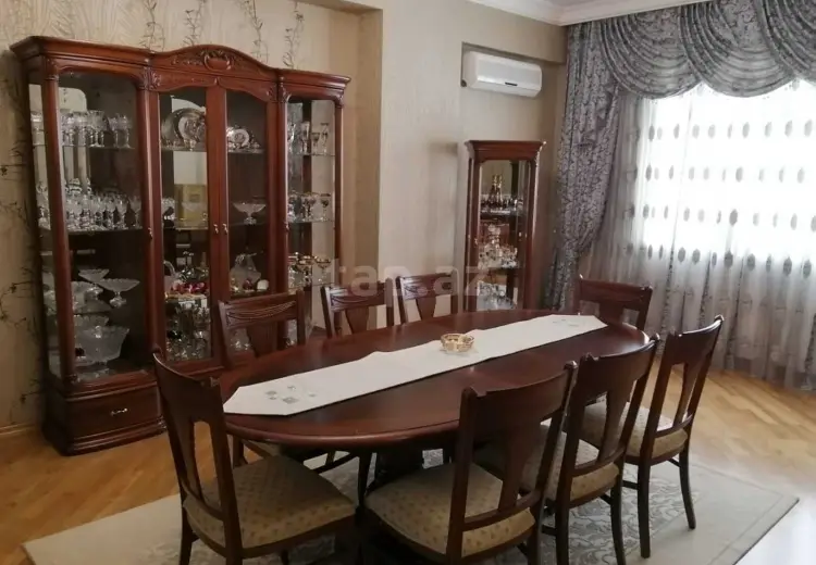 3 otaqlı mənzil , Bakı