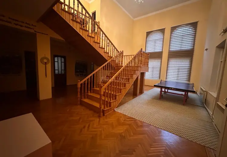 9 otaqlı mənzil Satılır, Badamdar qəs., Səbail, Bakı