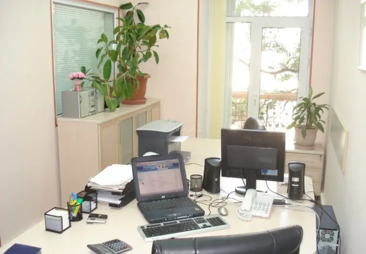 100 m² Obyekt / Ofis Kirayə (aylıq), Nəsimi, Bakı