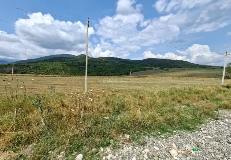 108 sot Torpaq Satılır, İsmayıllı
