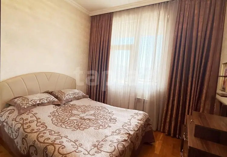 3 otaqlı mənzil , Bakı