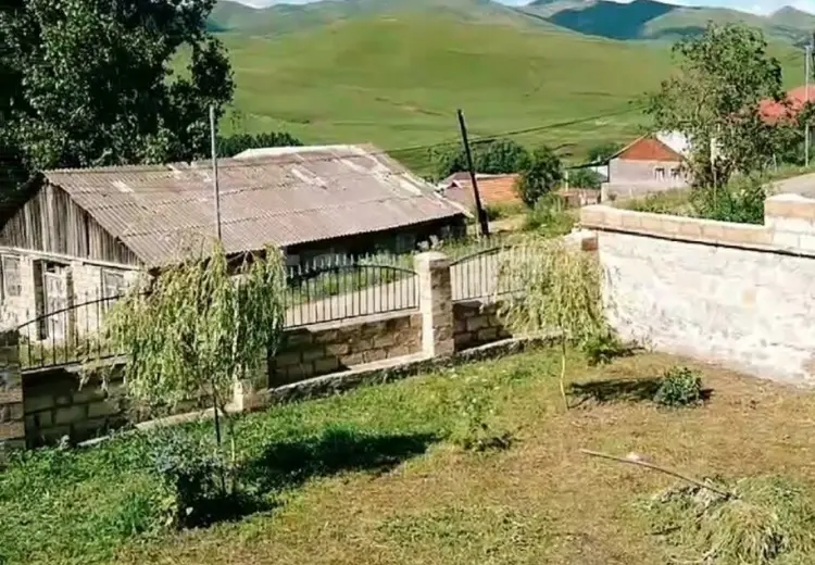 3 otaqlı mənzil , Daşkəsən