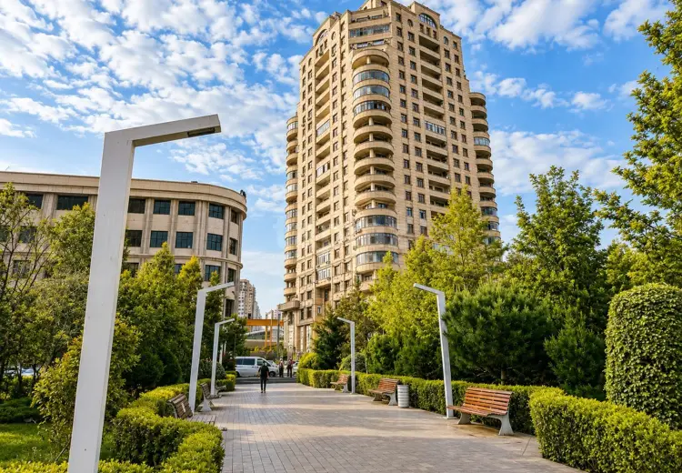 3 otaqlı mənzil , Bakı