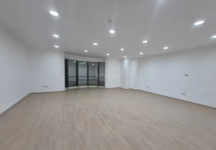 250 m² Obyekt / Ofis Satılır, Xətai, Bakı