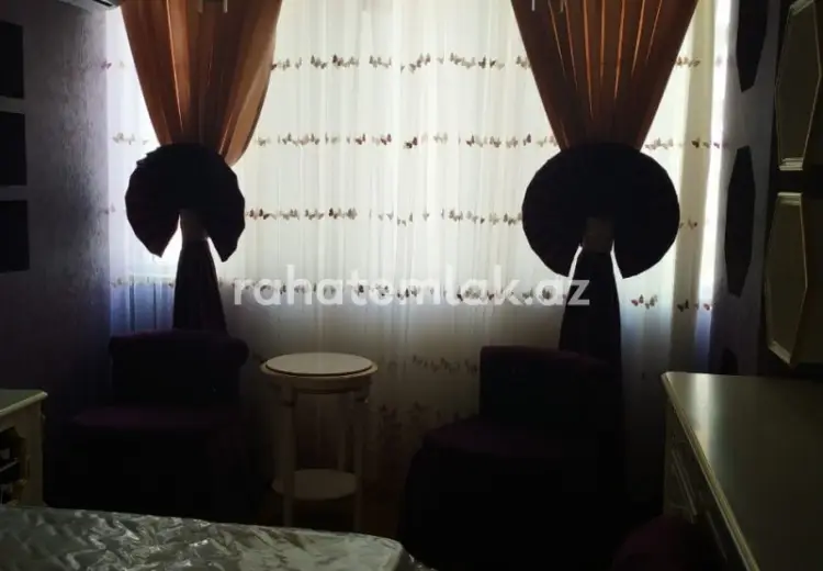 2 otaqlı mənzil Satılır, Bakı