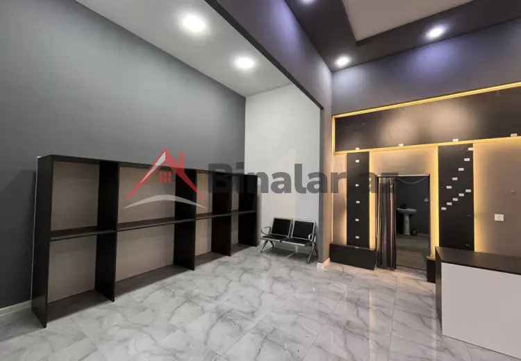 580 m² Obyekt / Ofis Kirayə (aylıq), Quba