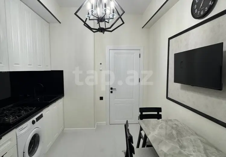3 otaqlı mənzil , Bakı