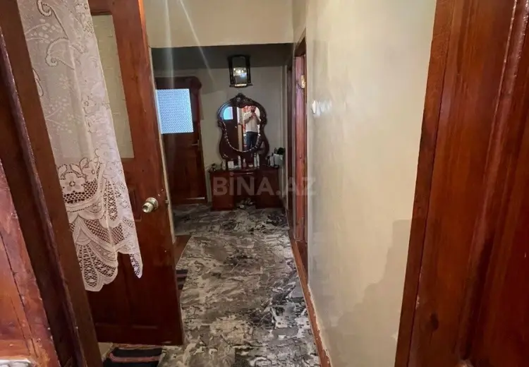 5 otaqlı mənzil Satılır, Gəncə