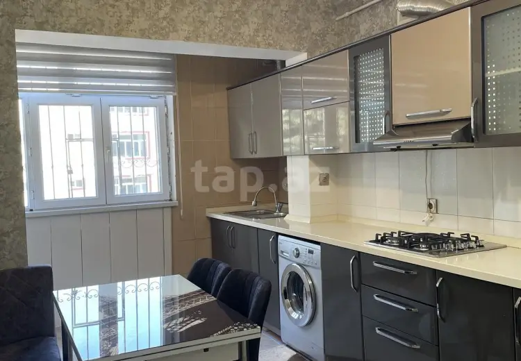 3 otaqlı mənzil , Bakı