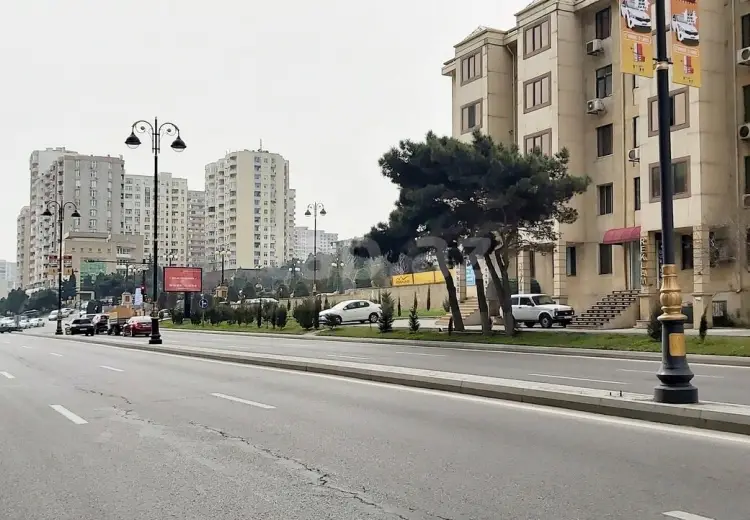 3 otaqlı mənzil , Bakı