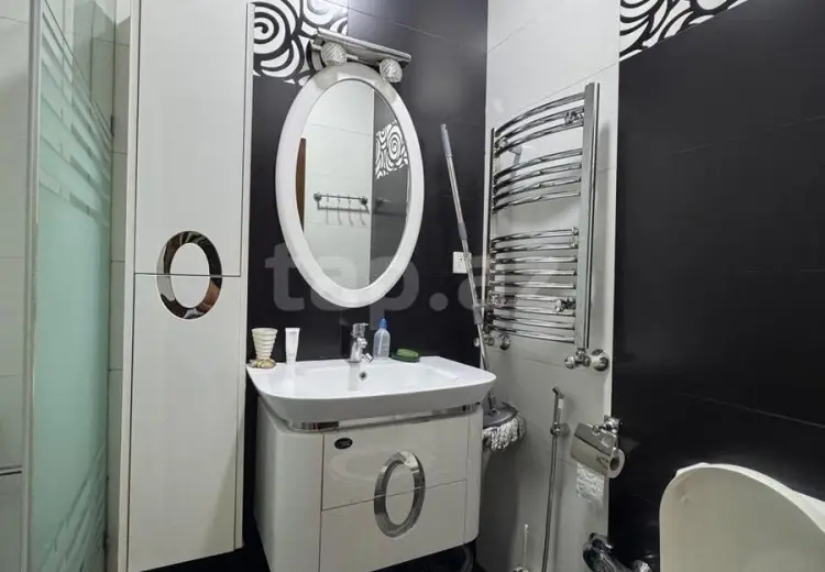 3 otaqlı mənzil , Bakı
