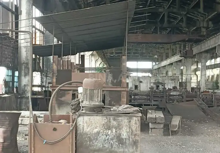 1000 m² Obyekt / Ofis Satılır, Şirvan
