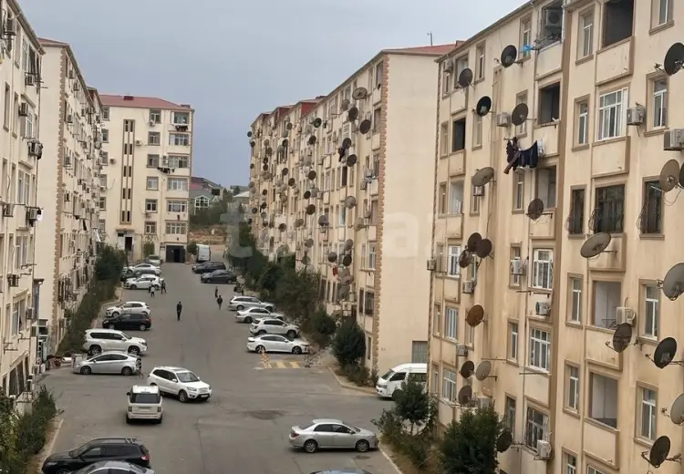 3 otaqlı mənzil , Bakı