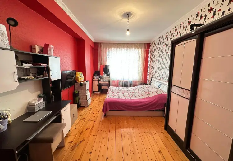 3 otaqlı mənzil , Bakı