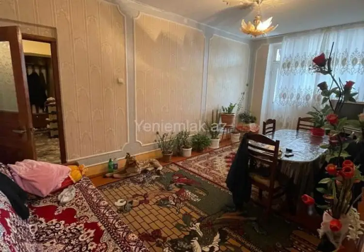 5 otaqlı mənzil Satılır, Gəncə