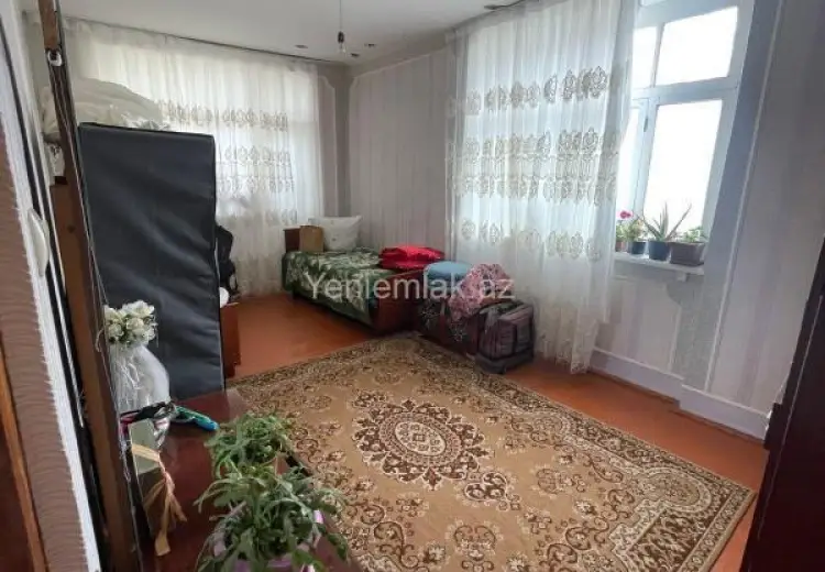 5 otaqlı mənzil Satılır, Gəncə