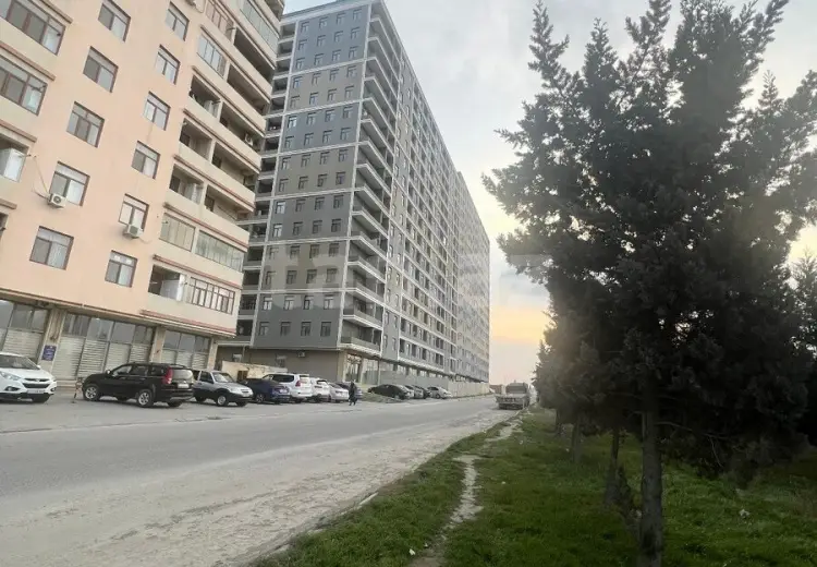 3 otaqlı mənzil , Bakı