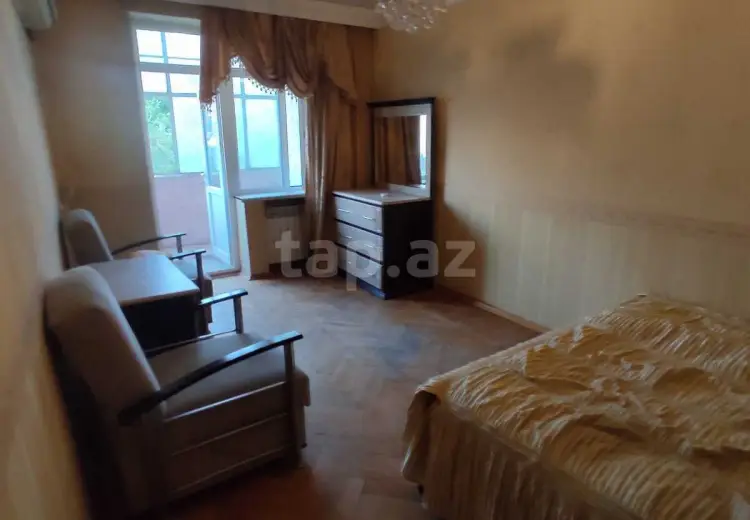 3 otaqlı mənzil , Bakı