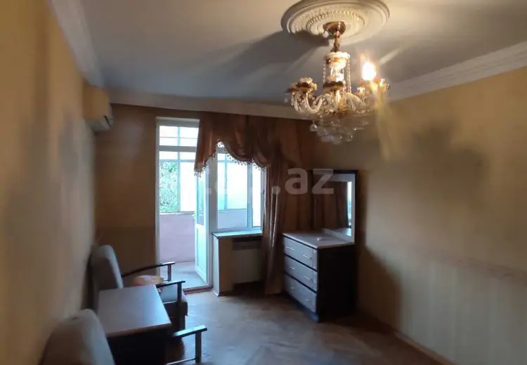 3 otaqlı mənzil , Bakı