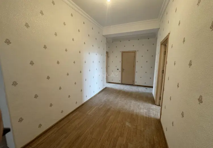 4 otaqlı mənzil Satılır, Gəncə