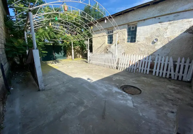 245 m² Obyekt / Ofis Kirayə (aylıq), Quba