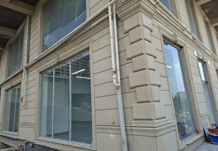 131 m² Obyekt / Ofis Satılır, Suraxanı, Bakı