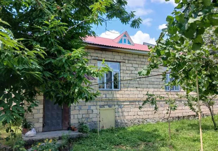 3 otaqlı mənzil , Qəbələ