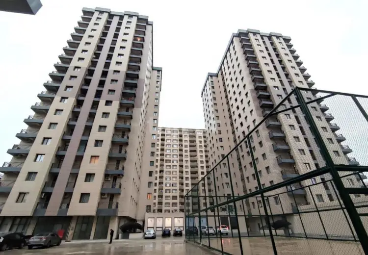 3 otaqlı mənzil , Bakı