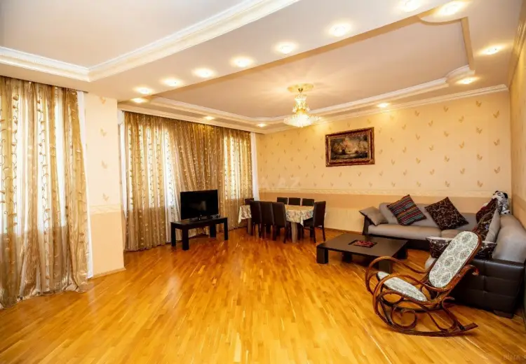 6 otaqlı mənzil Satılır, Badamdar qəs., Səbail, Bakı