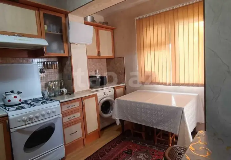 3 otaqlı mənzil , Bakı
